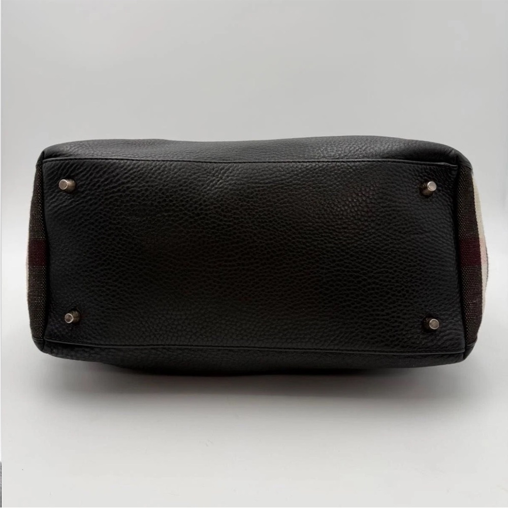 Burberry Black Leather Women's Bag - Picture 12 of 14